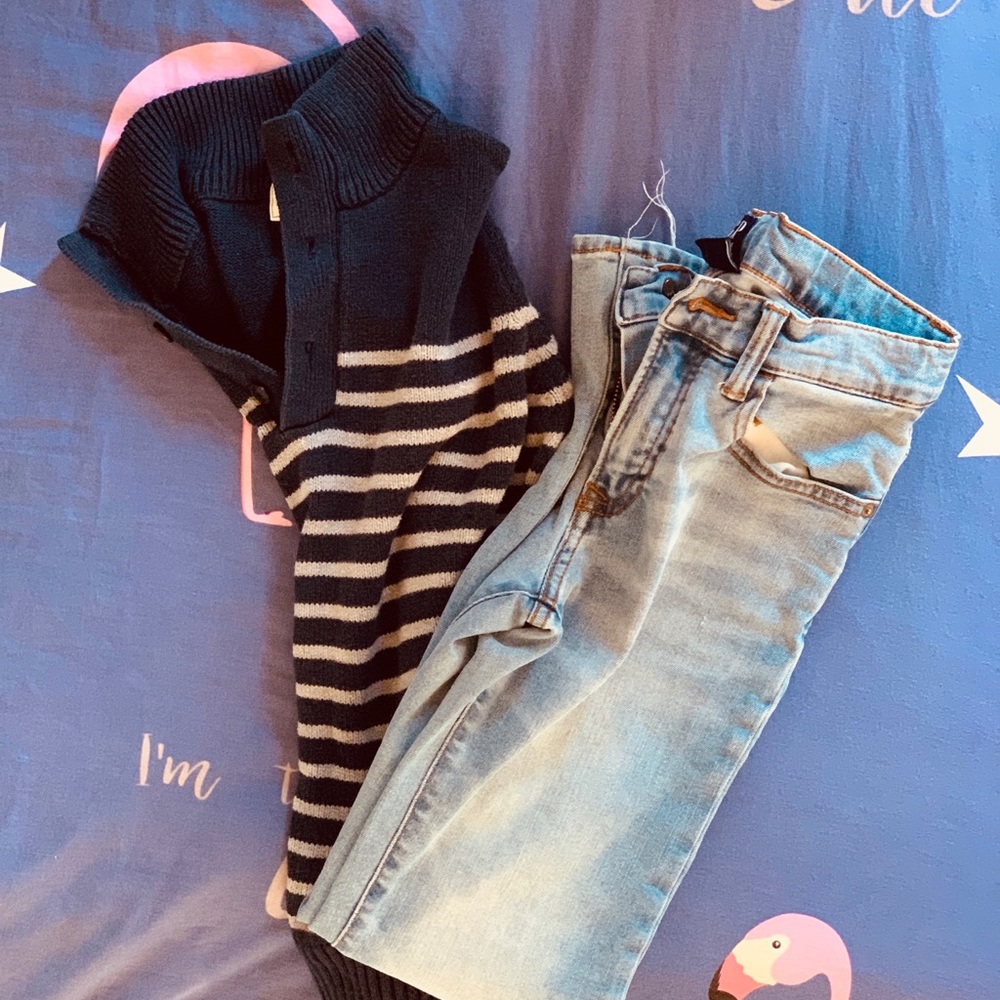 BOY’S CLOTHES - Picture 6 of 14